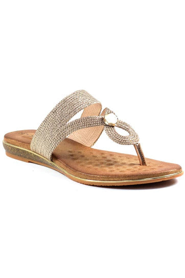 Lunar toe hot sale post sandals