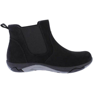 Free Spirit Preta Black Womens Pull On with Elastic Gussets Water Resistant Ankle Boots