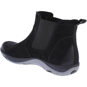 Free Spirit Preta Black Womens Pull On with Elastic Gussets Water Resistant Ankle Boots